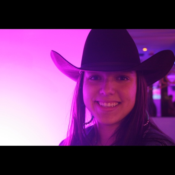 Meet your Posher, Summer - Picture 1 of 1